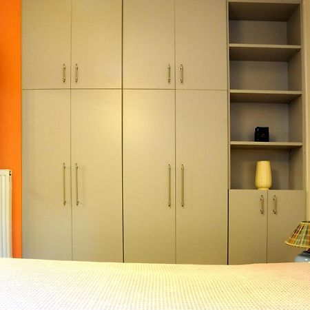 Olive And Orange Apartment Mystras Eksteriør billede