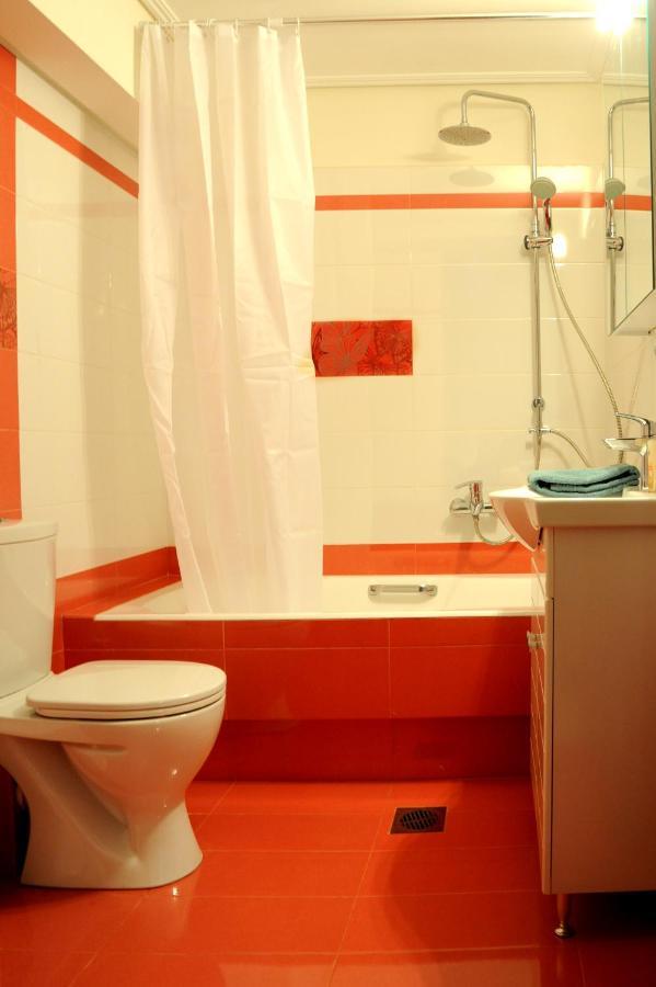 Olive And Orange Apartment Mystras Eksteriør billede